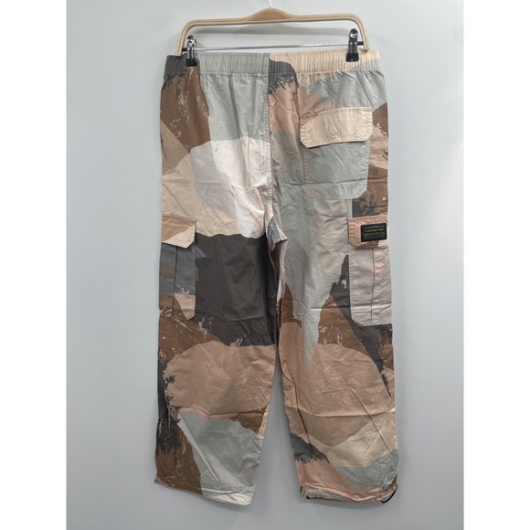 NWT Zumiez Champion Eco Camo Parachute Pants Men's Medium Natural 100% Cotton - Picture 2 of 15